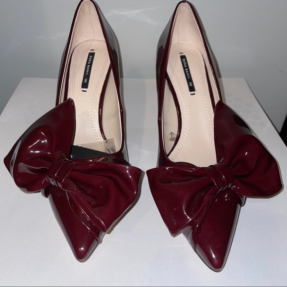 Zara Burgundy Court with Bow Pumps - Picture 11 of 15